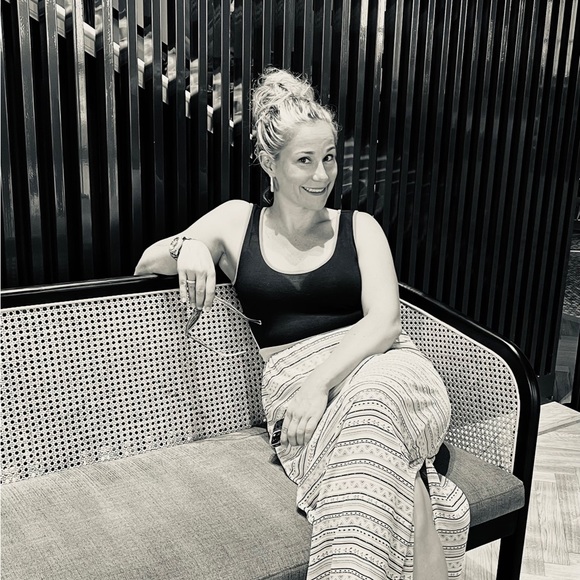 Meet your Posher, Kirsten - Picture 1 of 4